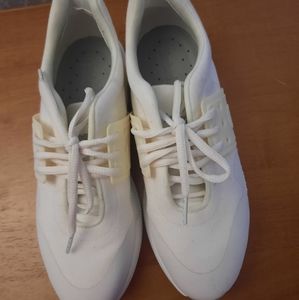 Ladies Timberland sneakers